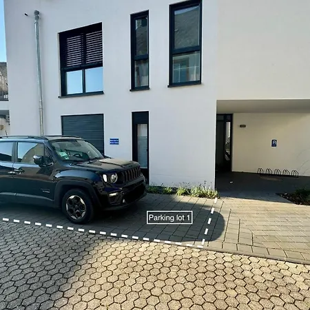 Appartement Schickes Penthouse-apartment Mit Weinbergblick *